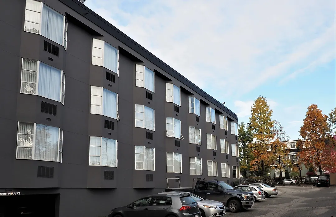 Best Western Plus Vancouver Airport Hotel-1